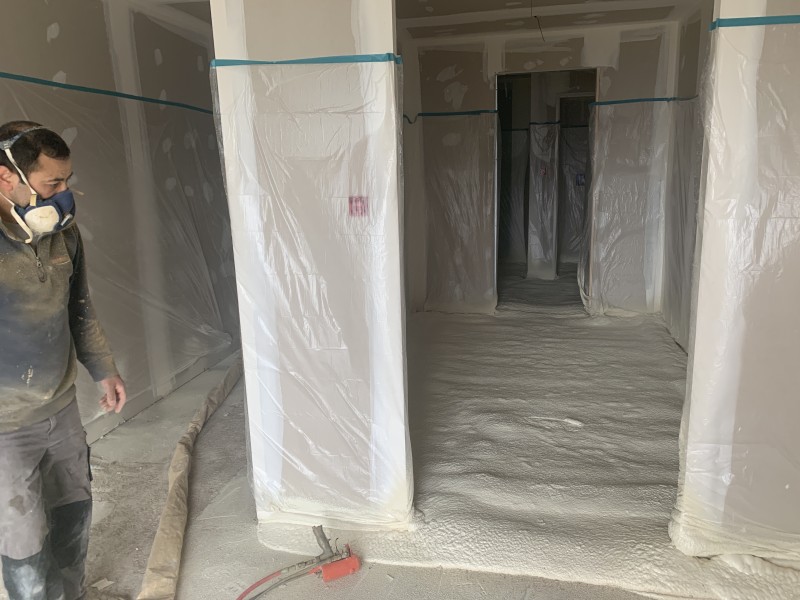 Installation d’un plancher chauffant sur 120 m² et d’une pompe à chaleur Daikin air/eau à Saint-Genis-Pouilly