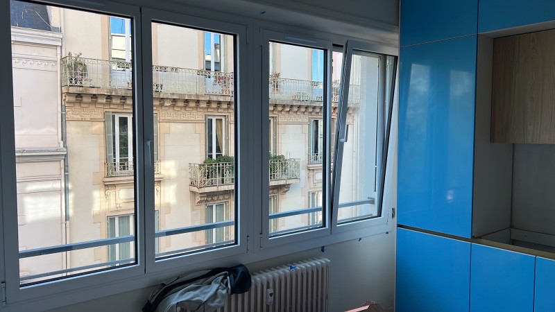 Changer ses menuiseries extérieures à Lyon : un investissement essentiel pour le confort, la sécurité et les économies d'énergieres à Lyon et sa région.
