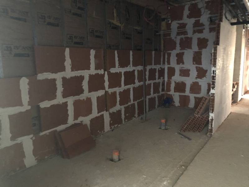 Mur en brique une solution d'isolation thermique et acoustique efficace à Lyon