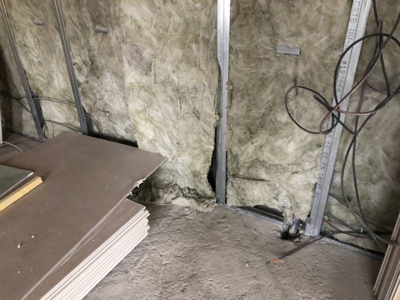 Rénovation énergétique dans un dépôt à Lyon : Isolation thermique performante