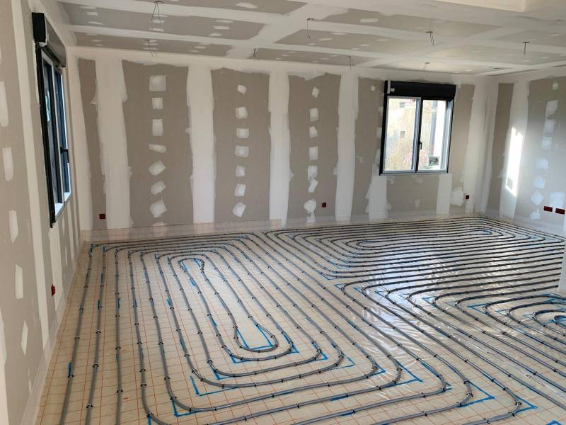 Installation de plancher chauffant à Lyon 